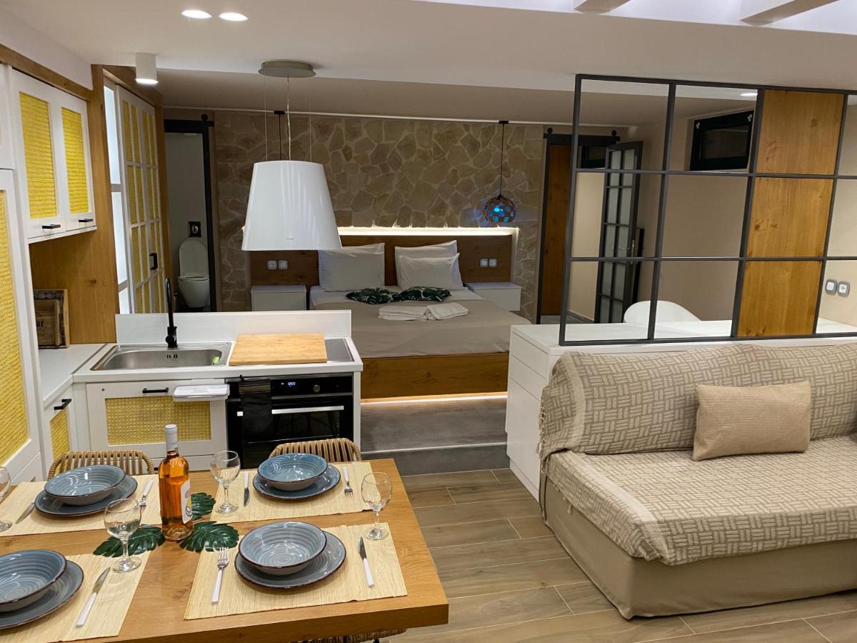 Papaduke House Apartment คาลีเวส ภายนอก รูปภาพ