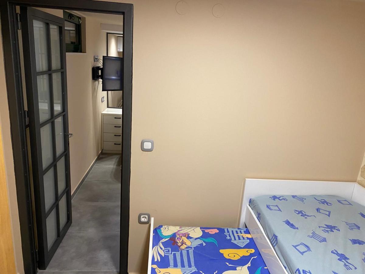 Papaduke House Apartment คาลีเวส ภายนอก รูปภาพ