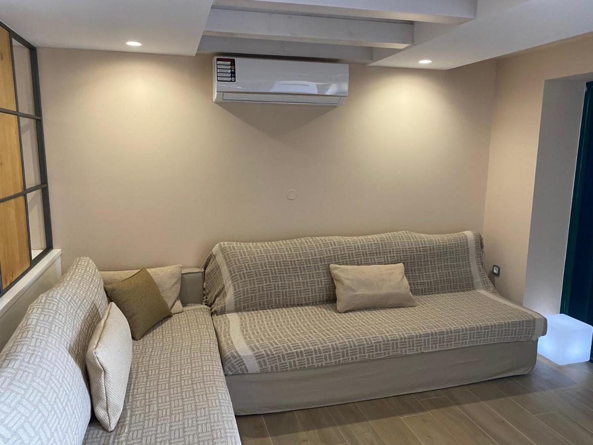 Papaduke House Apartment คาลีเวส ภายนอก รูปภาพ